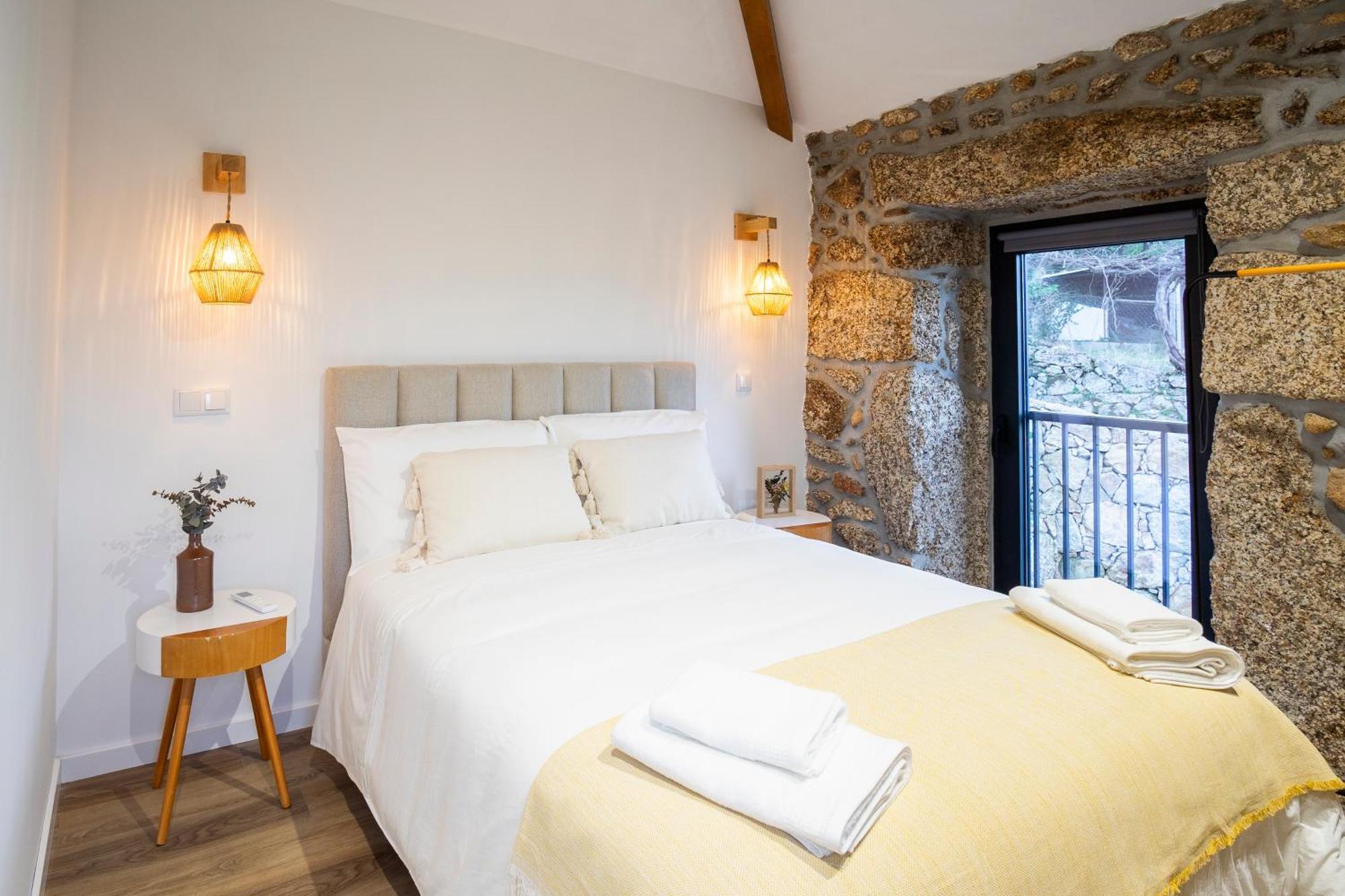 Villas Pinhao Castelbuono Extérieur photo